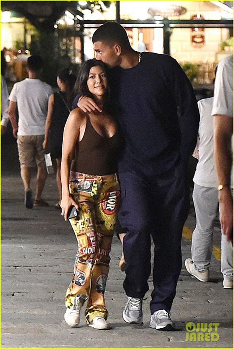 kourtney kardashian news|kourtney kardashian boyfriend.